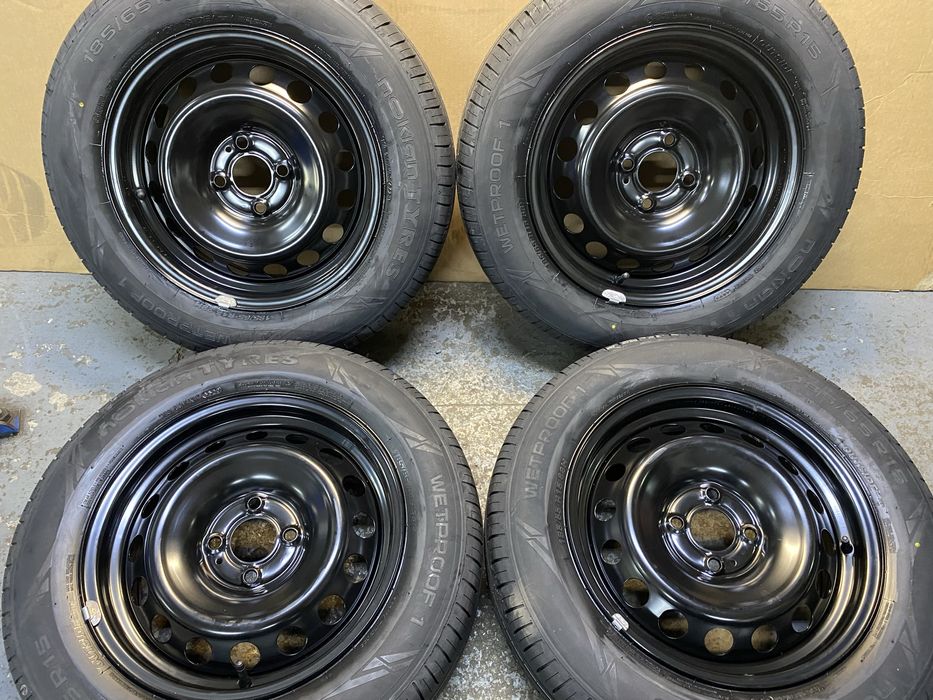 Roti vara R15 NOI Dacia Logan Lodgy Dokker Sandero 185/65R15 Nokian NOI