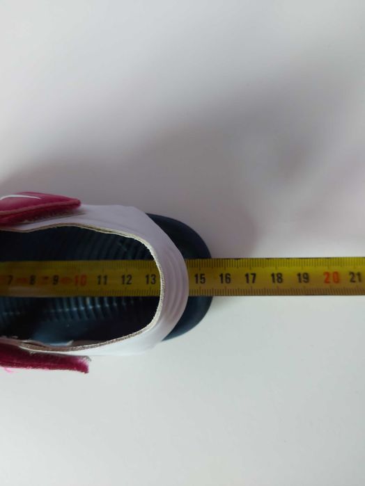 Сандали Nike - размер 25 и Ipanema - размер 25/26