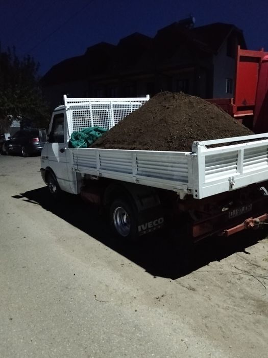 Pamant de gazon. Gradina florii pomii mranita pământ vegetal