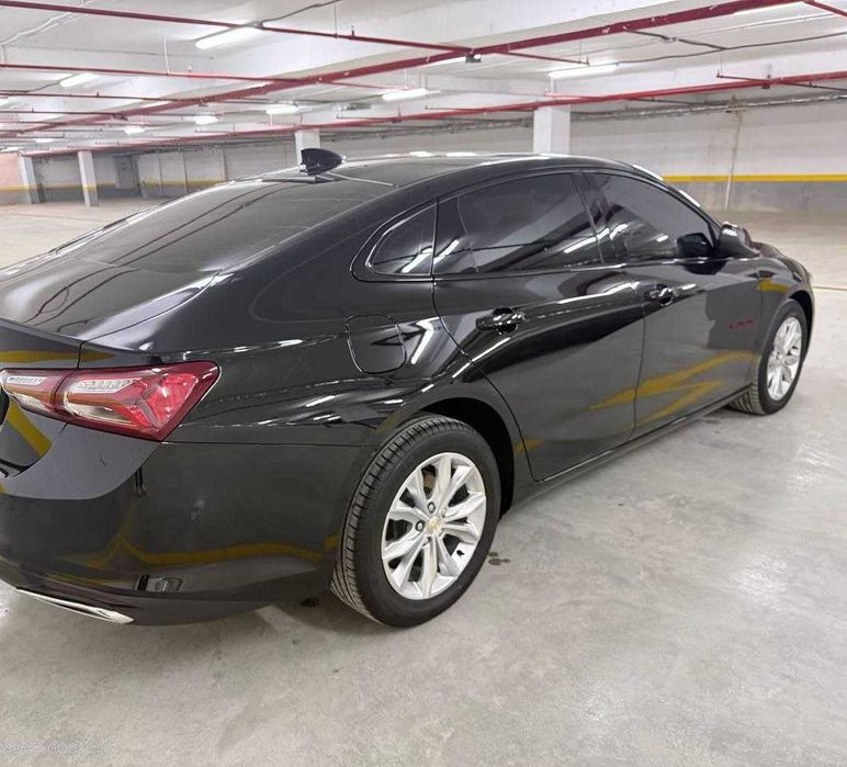 Срочно! Malibu 2 premier 2022г 60 тыс км пробега! Black! Чистая!