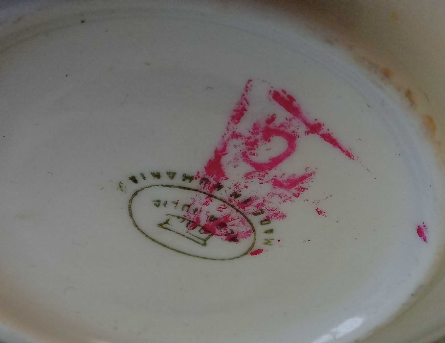 Порцеланов сервиз за кафе.Красиво преливащо индиго.70-те г.Маркировка.