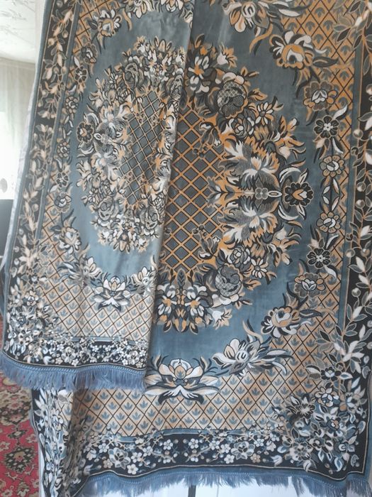 Продаётся дивантек