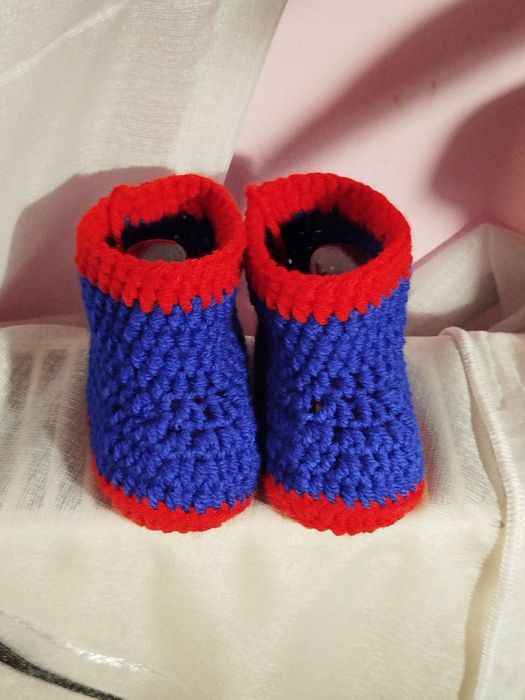 Botoșei croșetați