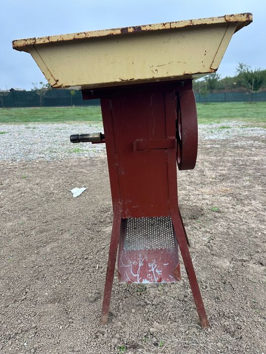 Moara pentru probumb