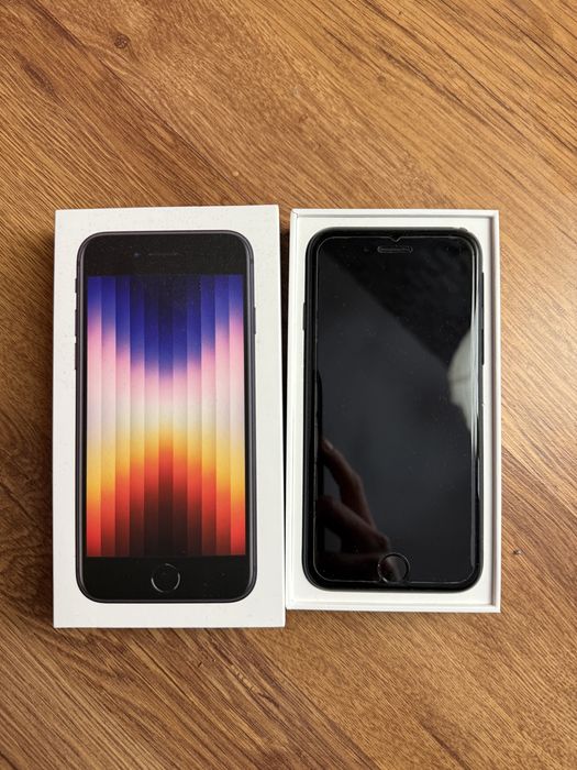 iPhone SE 3, 64GB, Midnight, коментар по цената