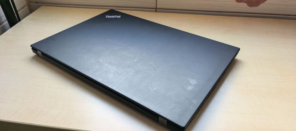 Laptop Lenovo ThinkPad T14_i7 10610U_32GB DDR4_SSD 512GB_5-6h Bateria