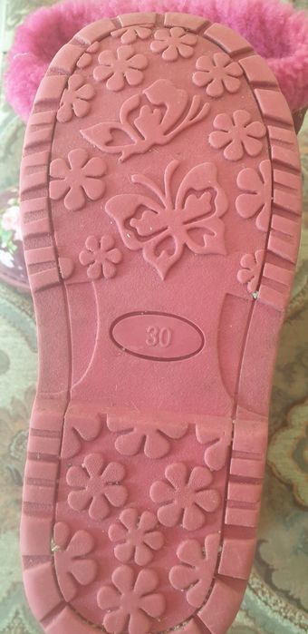 Сапожки детские на девочку