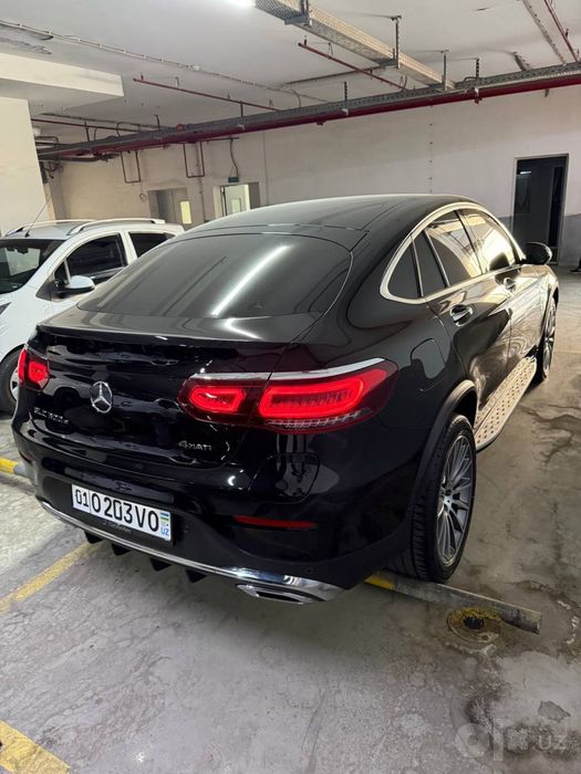 GLC coupe 300e 4matik hybrid