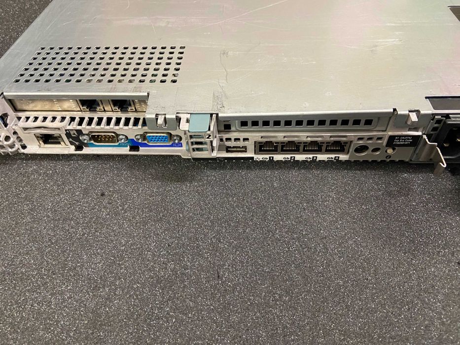 Dell R610 2x Xeon L5520, 8GB RAM, RAID 6x SFF сървър