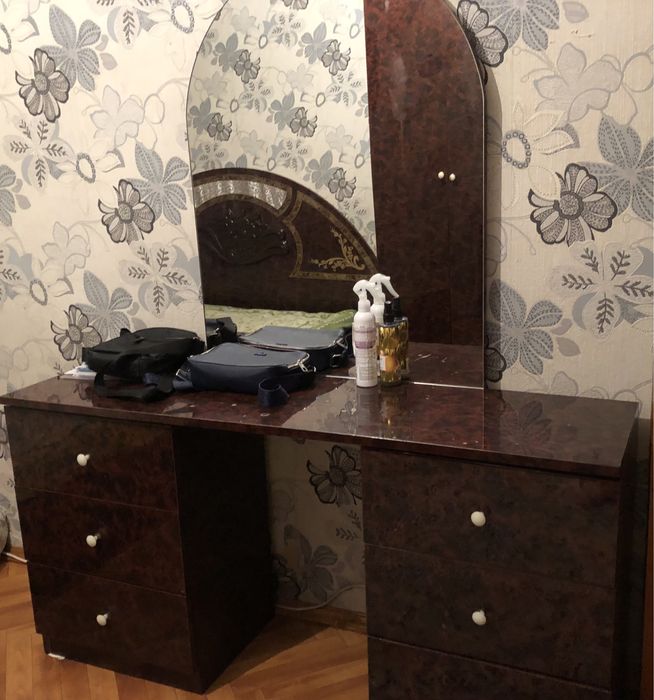 Спальный гарнитнур