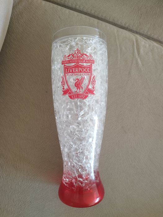 Висока чаша за бира на Liverpool