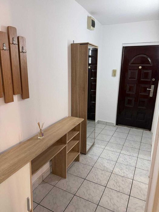 Propietar inchiriez apartament 2 camere, et 1, langa spitalul Judetean