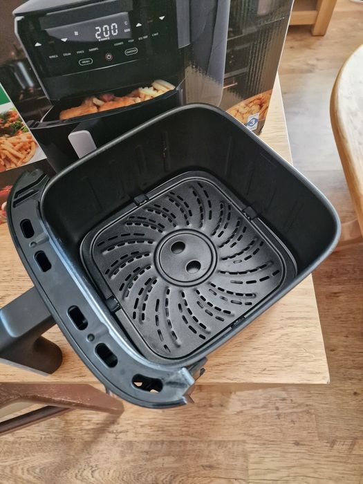Airfryer 5L ca nou.