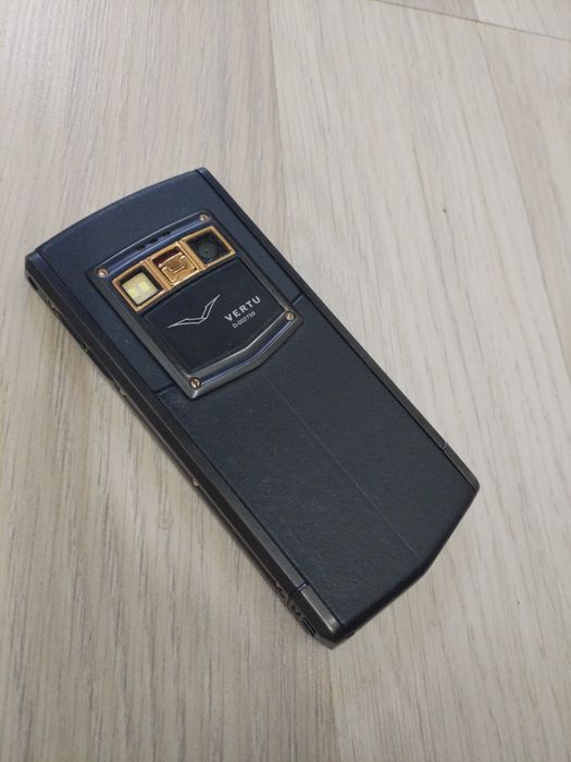 Vertu ti red gold