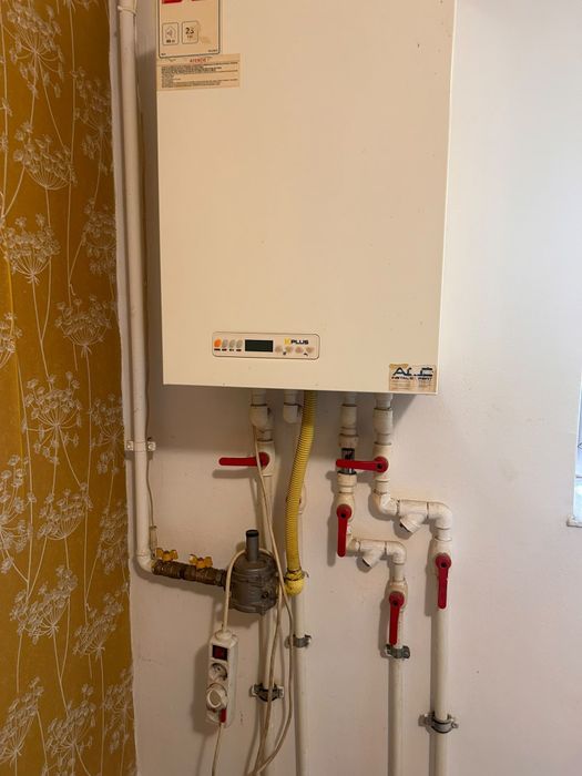 Apartament 3 camere de inchiriat