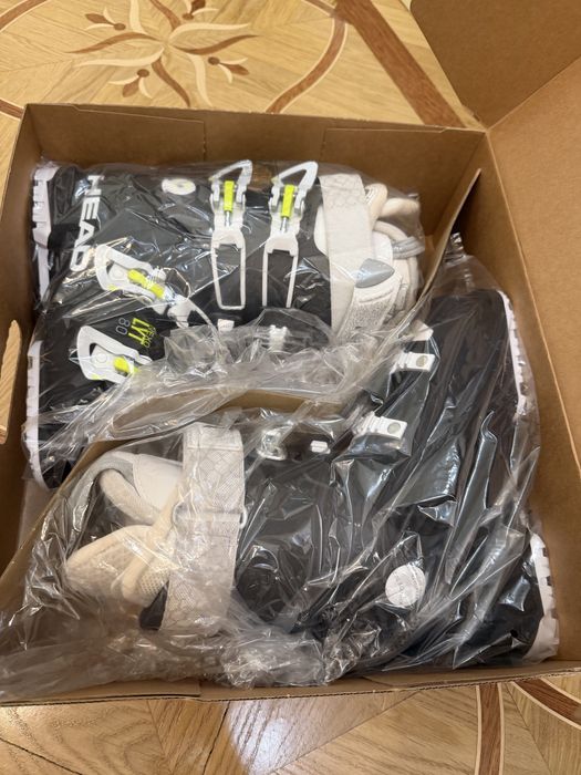 Горнолыжные ботинки, размер