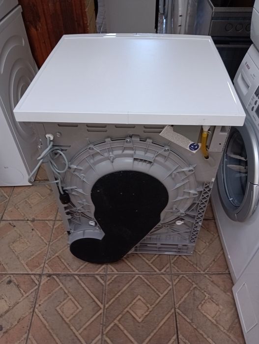 Сушилня с термопомпа АЕГ Aeg Series 9000 A+++ 8кг 2 години гаранция!