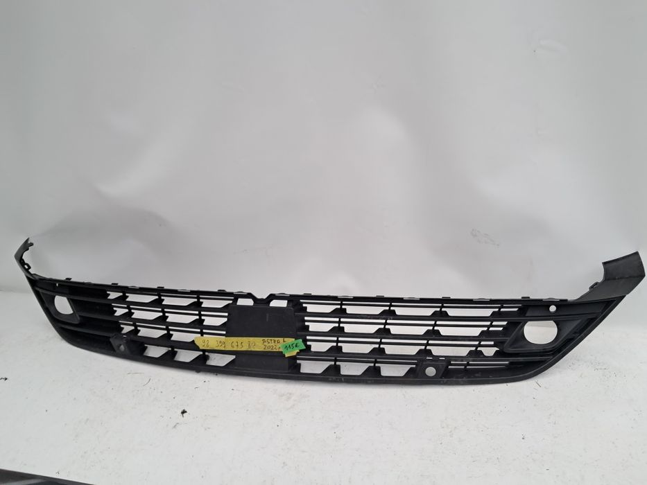 Грил решетка  Opel Zafira  Opel Astra L Opel Astra  K