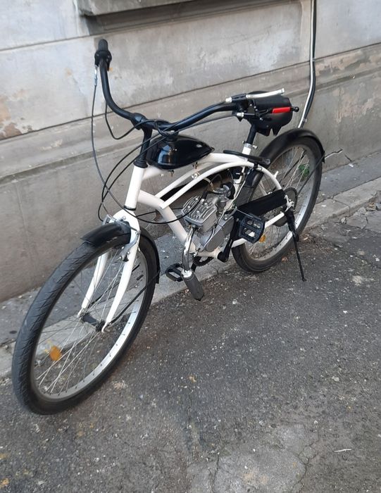 Montaj motor pe bicicleta