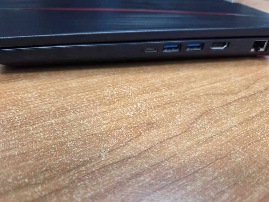 Лаптоп Acer Aspire VX15