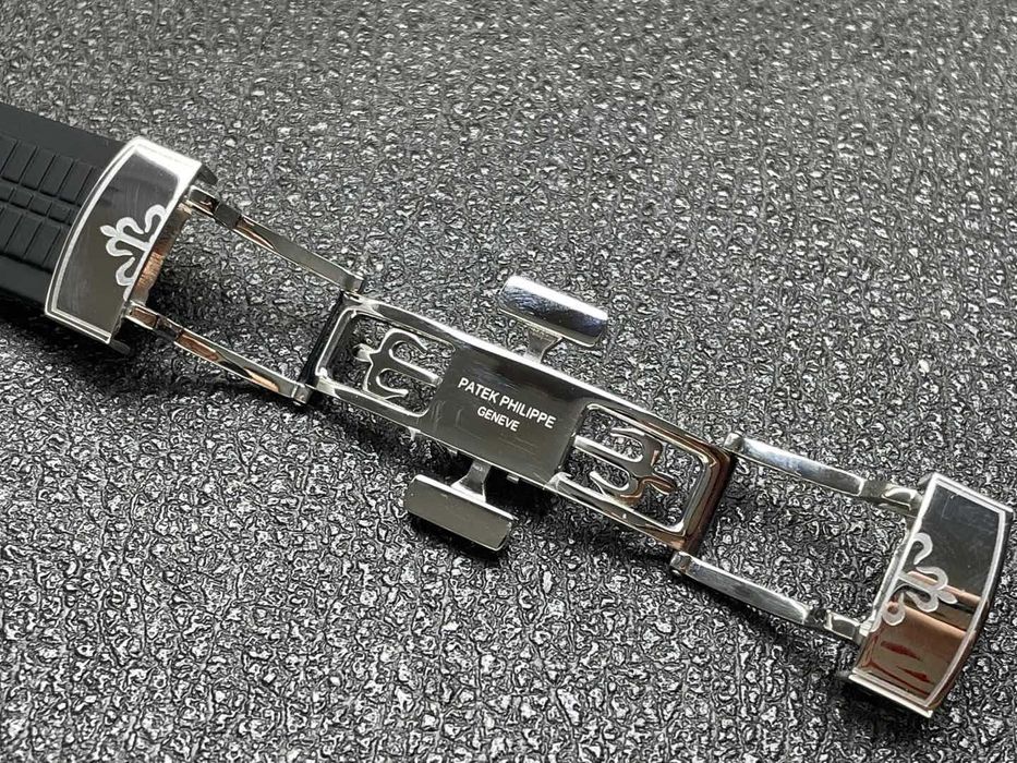 patek philippe aquanaut chrono колекция