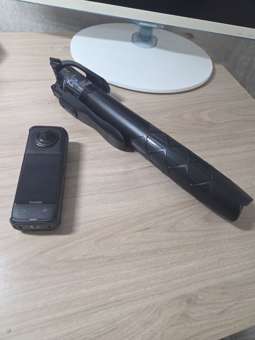 Камера Insta360 x4