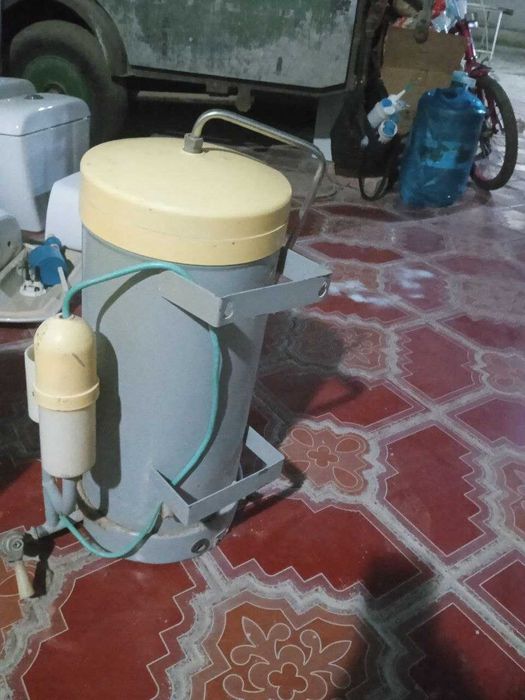 Диктилятор Сотилади