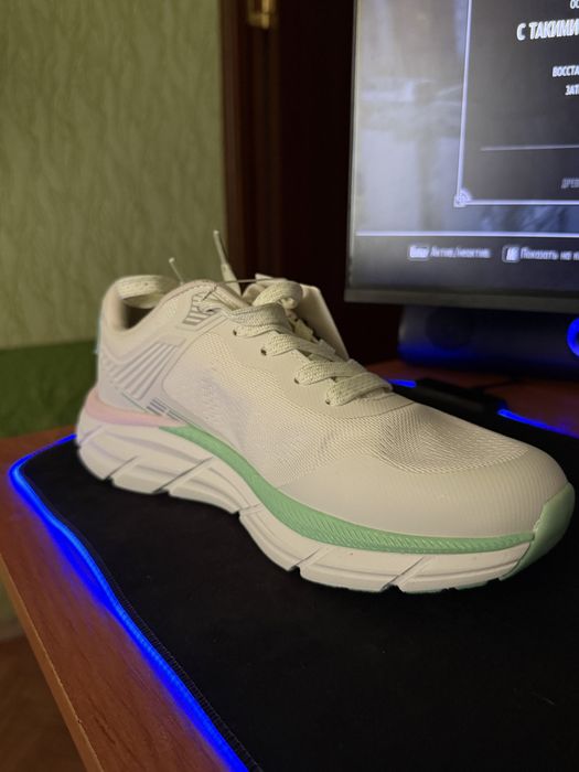 Продам кроссовки Polo оригинал