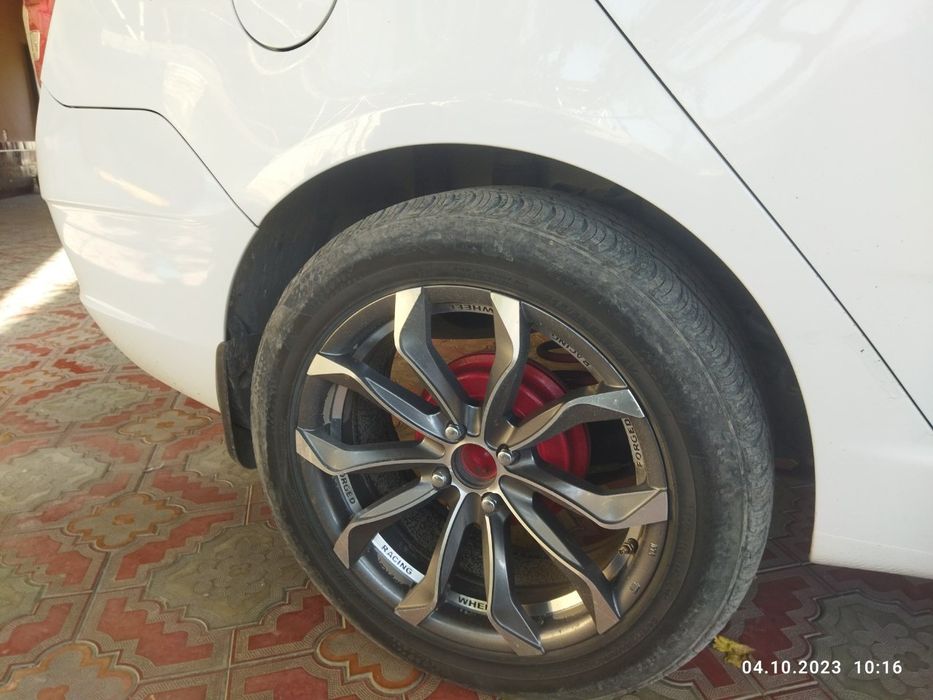 Diska sotiladiii... yoki cobalt diska bn bartel qilinadi...