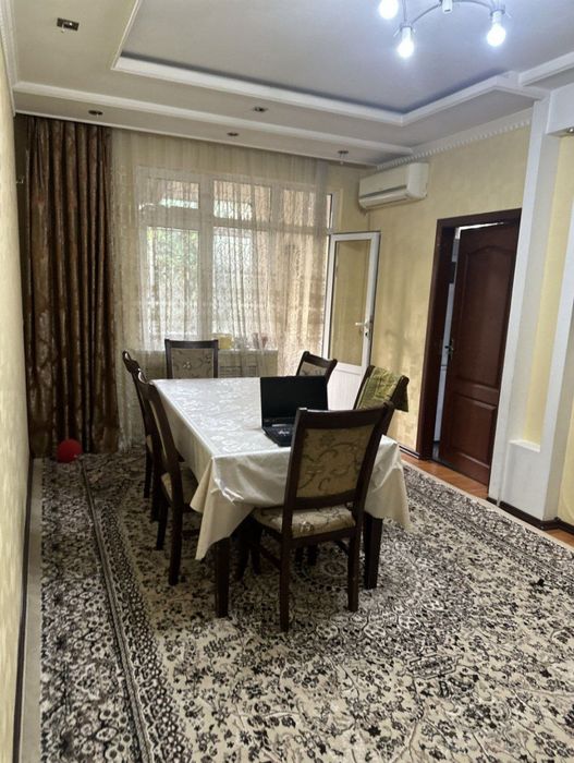 Sheriklikka qizlarga Turkiston metrosiga 5 daqiqa yulda kvartira bor