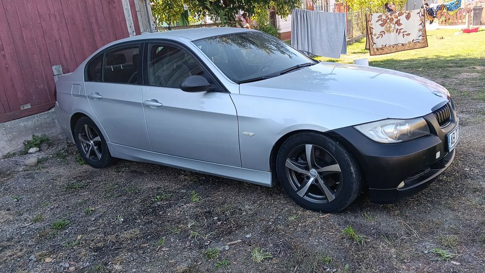 BMW e90 anult 2005
