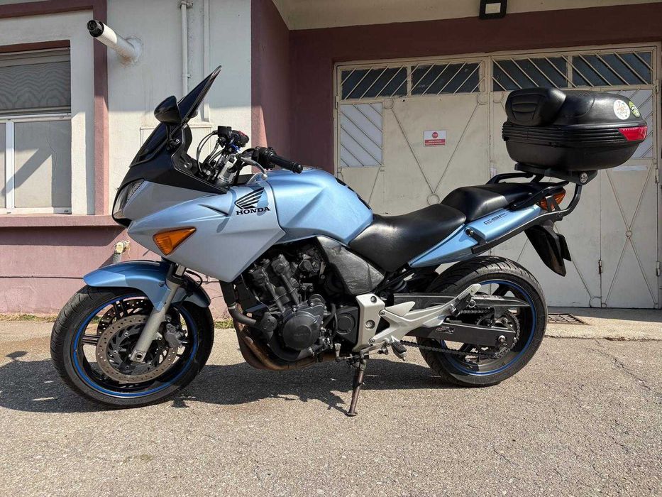 Motocicleta Honda CBF600 din 2005