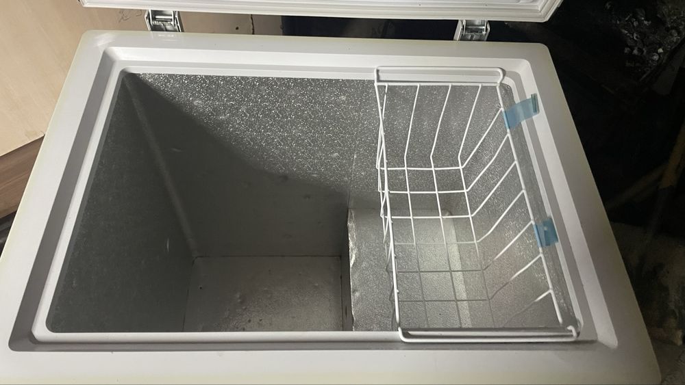 морозильник хорошем состояния