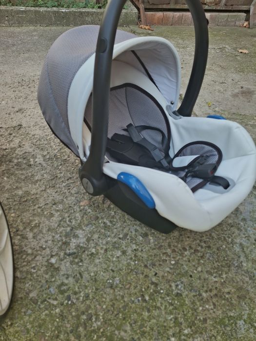 Бебешка количка 3 в 1