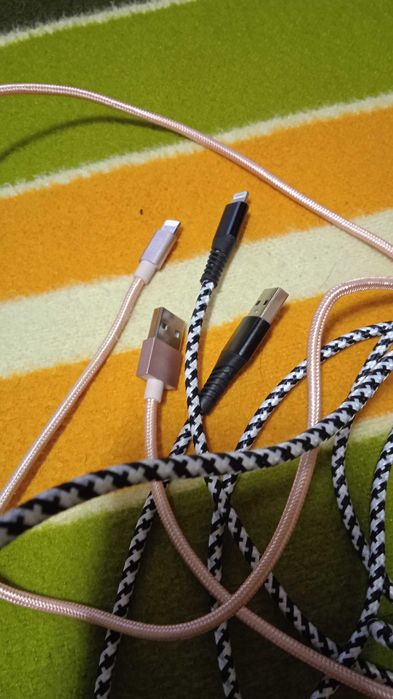 Cabluri Iphone fast charge negociabil NOI