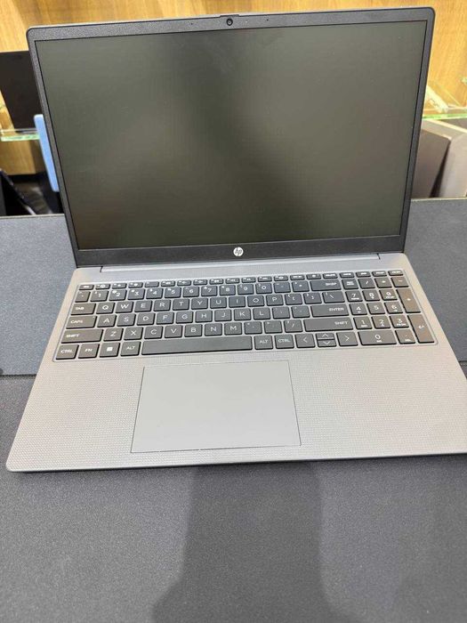 Noutbuk HP Laptop 15 AMD Ryzen 3 7320U 8/256 15.6" FHD