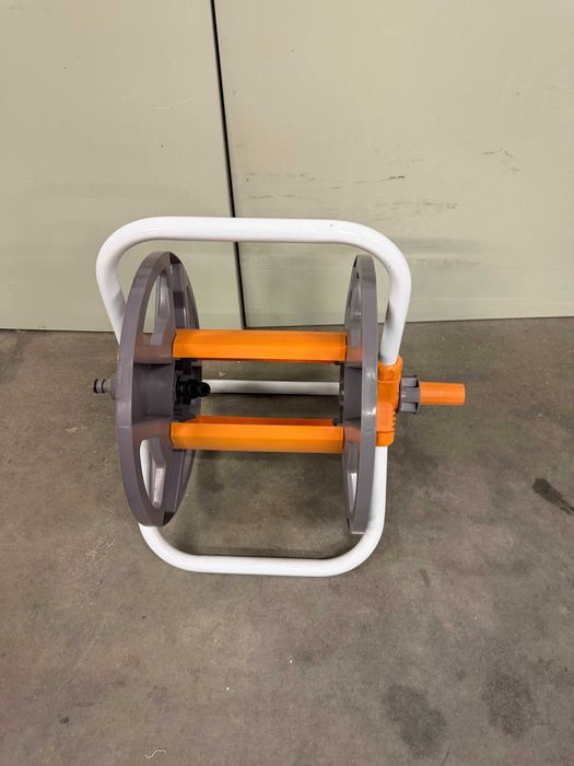 Макара за маркуч  45m/Градински кош  360x400x1000mm/Помпа водна