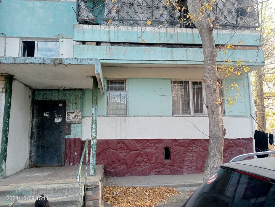 Продам квартиру 3-х комнатную