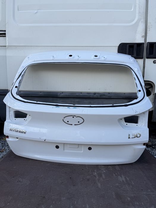 Капак Hyundai I30 2017 год.-