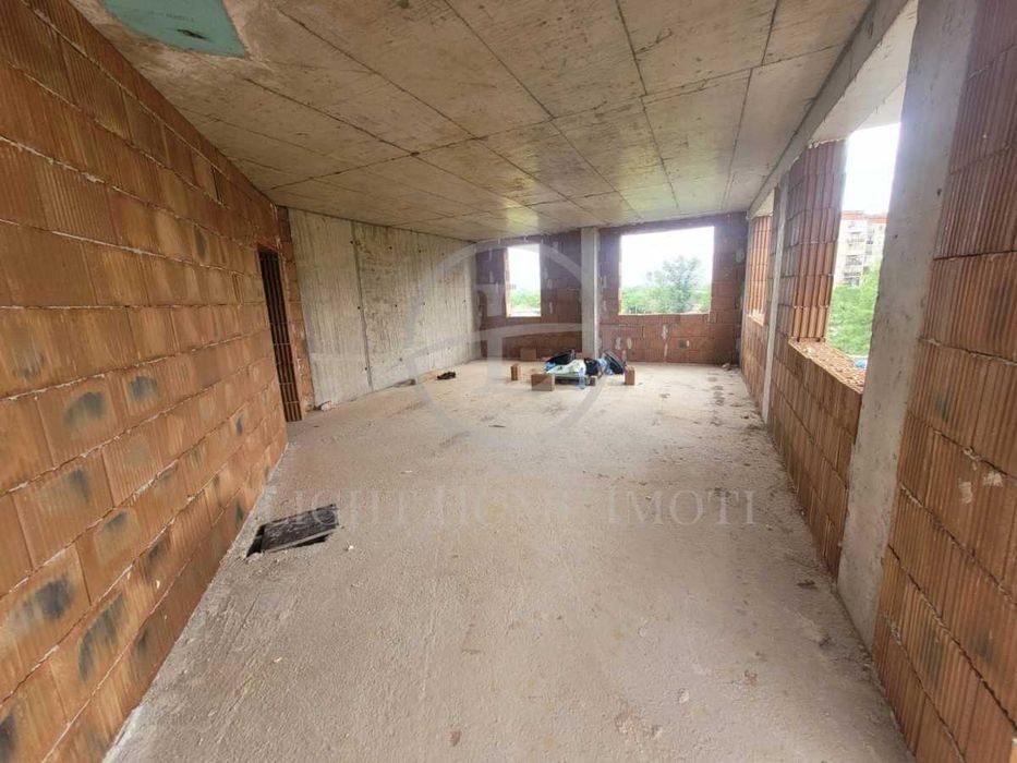 Продава се Четиристаен апартамент в Пловдив, Тракия - 135 кв.м за 1151 €/кв.м - Снимка #5