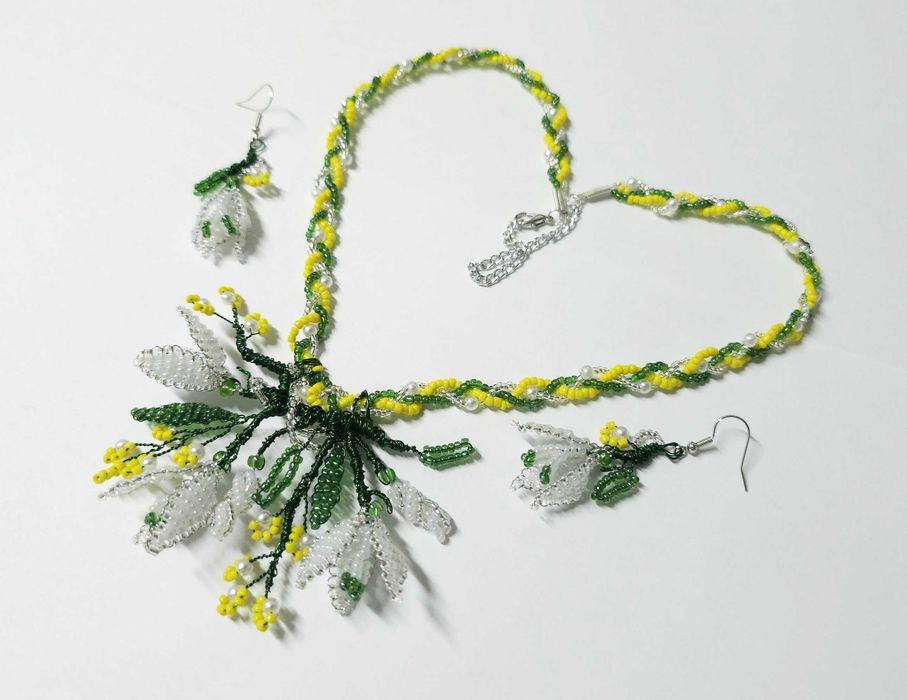 Set primavara flori ghiocei, alb, colier si cercei, martie, unicat