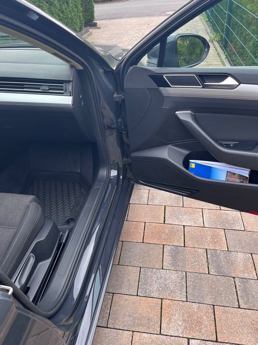 VW Passat B8 Variant 2.0 TDI 150кс