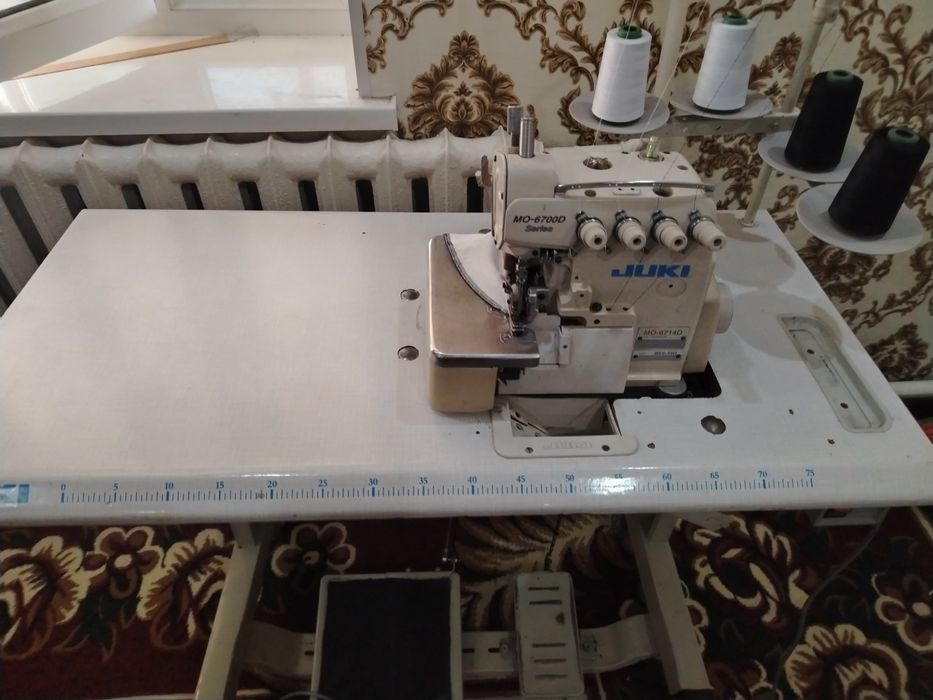 Overlok Juki MO-6700 Series original