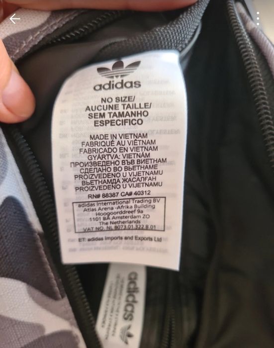 Geanta adidas versatila