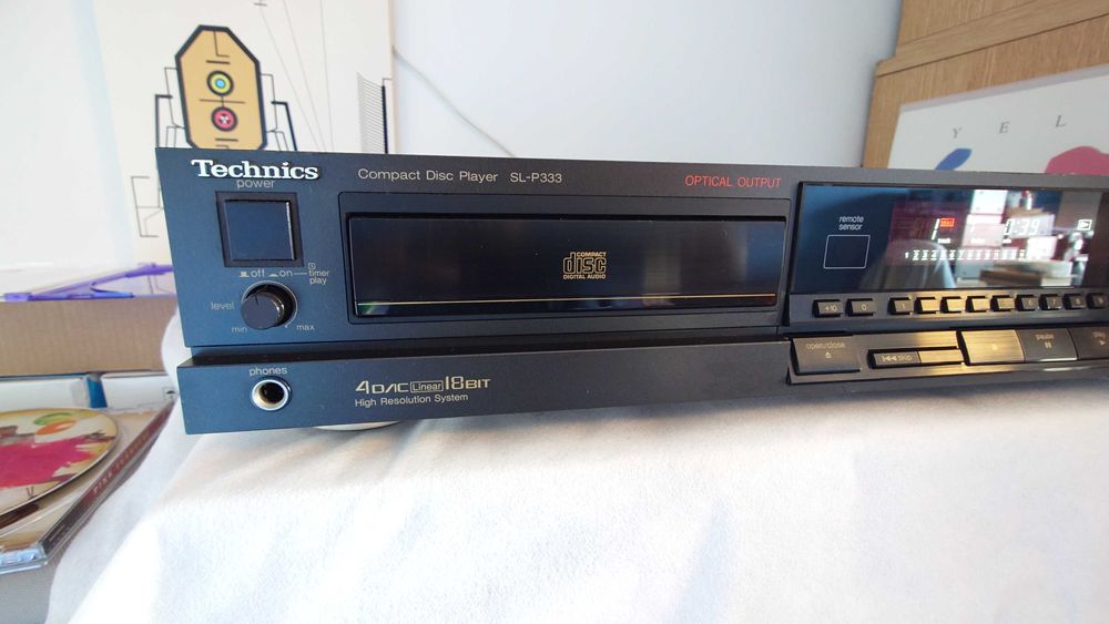 Продавам CD плеър Тechnics SL-P333