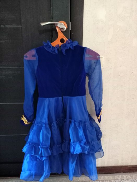 Продам платье в хорошем состоянии