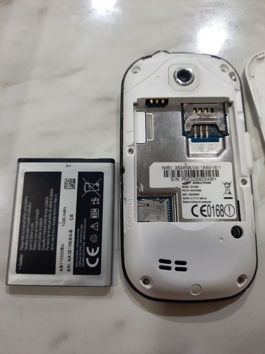 Продаю свой телефон Samsung GT-i5503