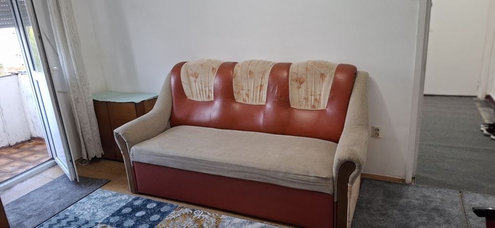 Apartament de închiriat