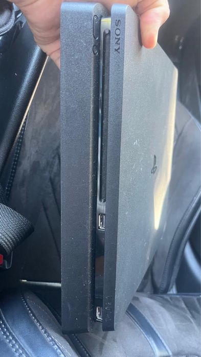 Sony playstation 4 slim 1 Tb