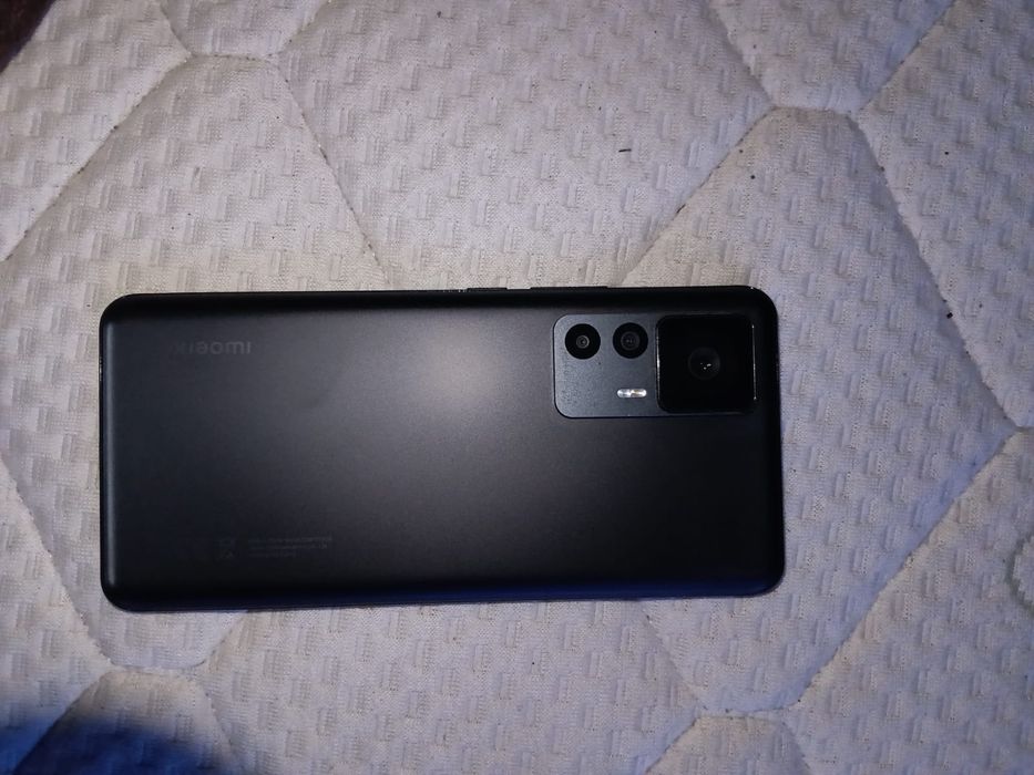 Vând telefon Xiaomi 12T Pro